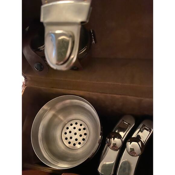 Horseshoe Casino Hotel‎ picnic bar set - Picture 3 of 8